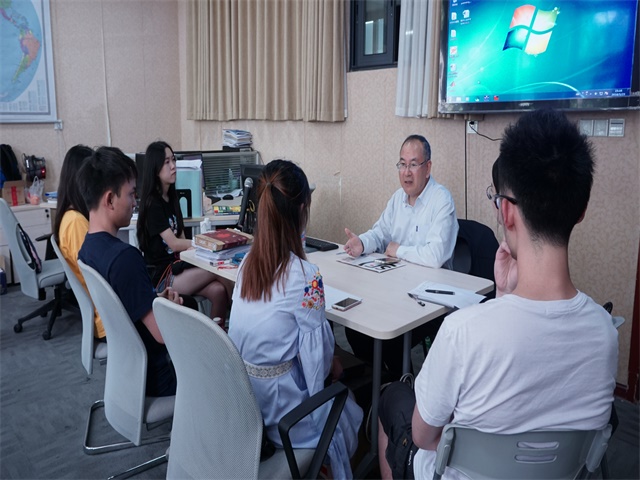 180523“我和您有约--刘伟”活动01.jpg 180523“我和您有约--刘伟”活动01.jpg