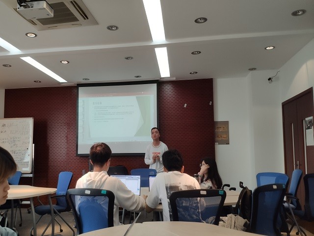 培训现场.jpg 培训现场.jpg