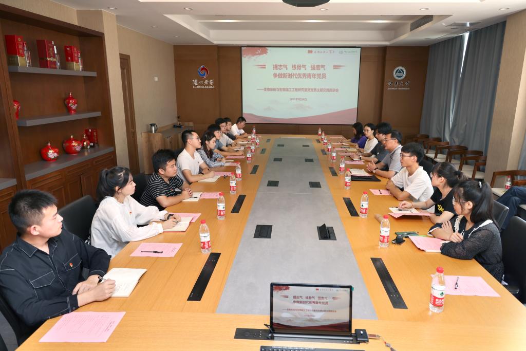 活动现场.jpg 活动现场.jpg