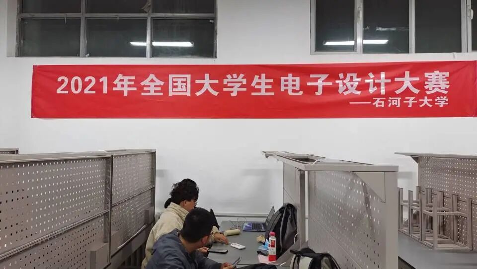 357f1d8a6f5e4b8f.jpg 357f1d8a6f5e4b8f.jpg