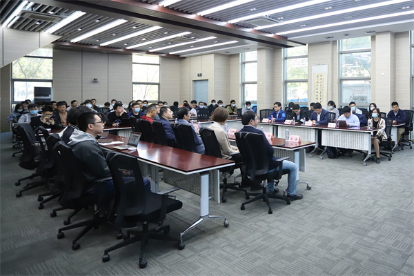 1637634796901917.jpg 01-出席会议全体人员.JPG