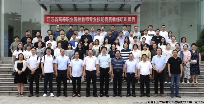 471237408af38499.jpg 471237408af38499.jpg