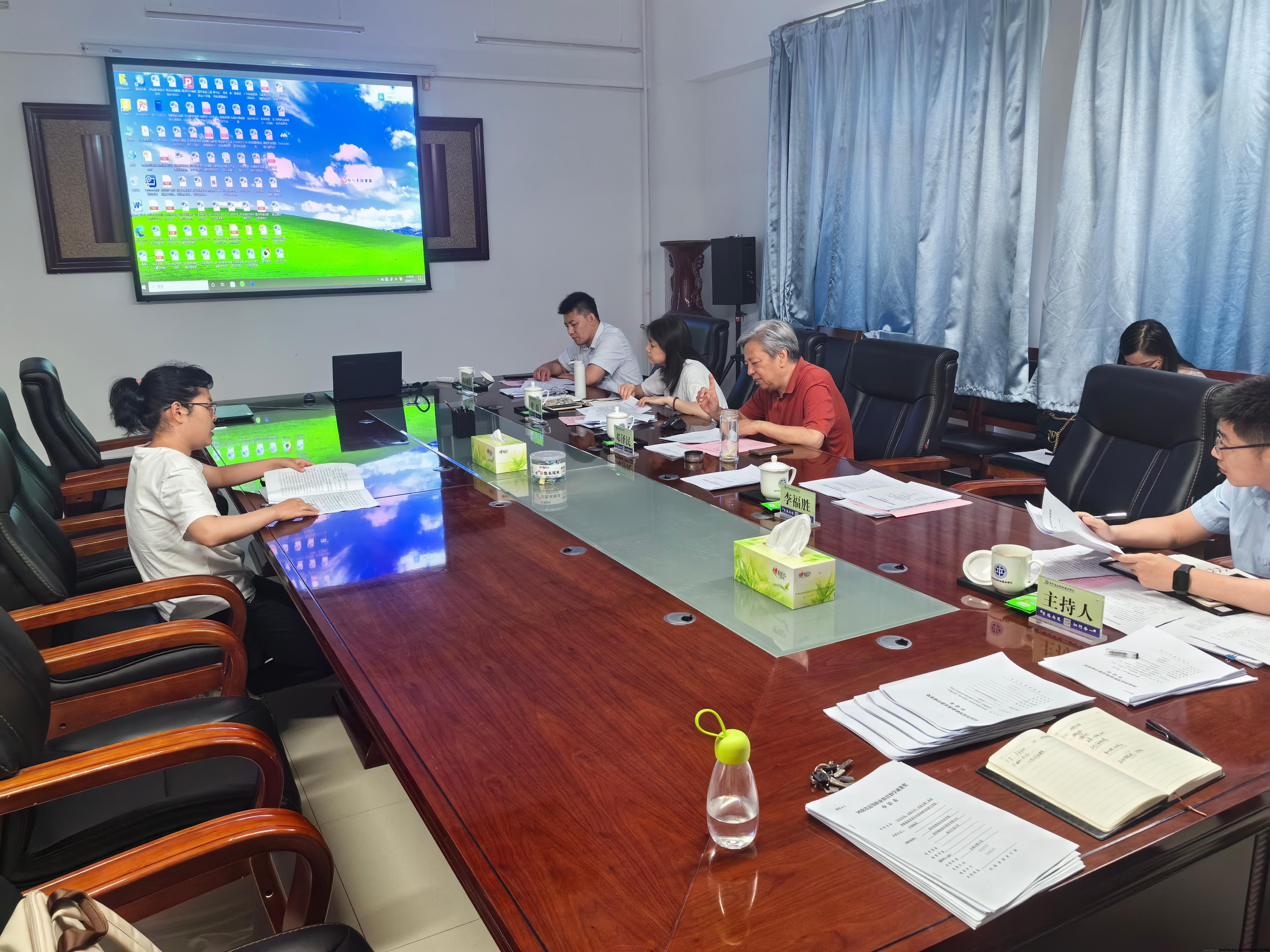 教学成果培育专家指导会现场.jpg 教学成果培育专家指导会现场.jpg