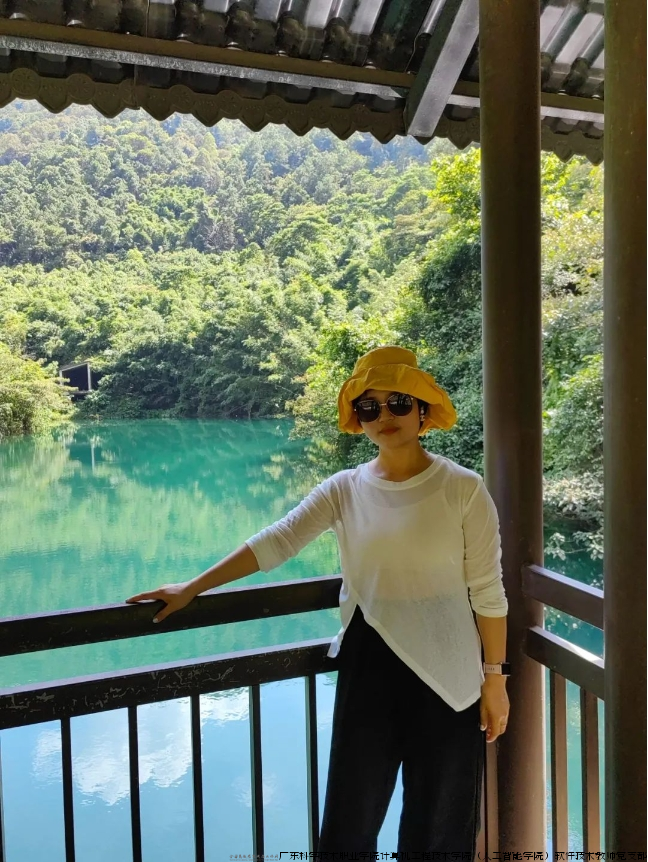 李彬.png 李彬.png