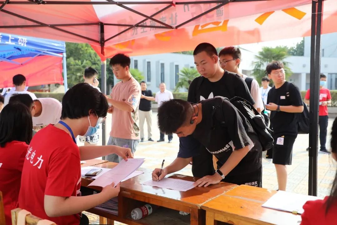 迎新现场.jpg