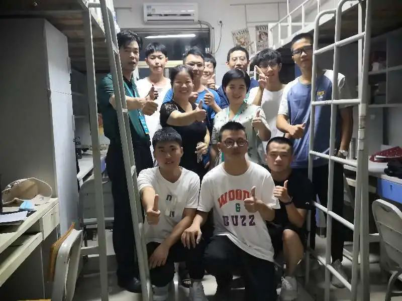 图片4.png 图片4.png