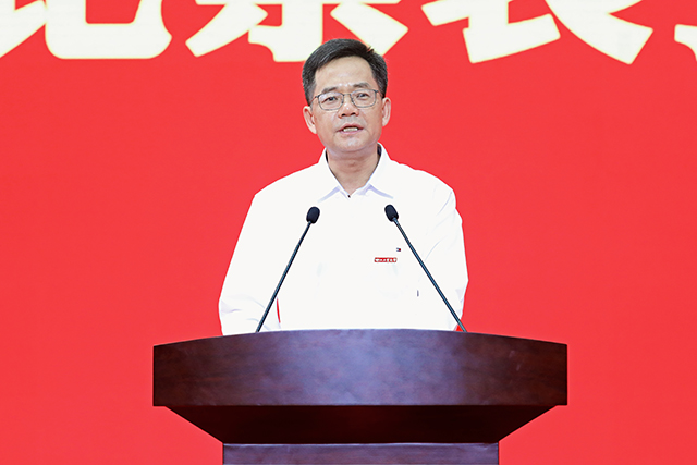 德清校区蔡袁强致辞.jpg 德清校区蔡袁强致辞.jpg