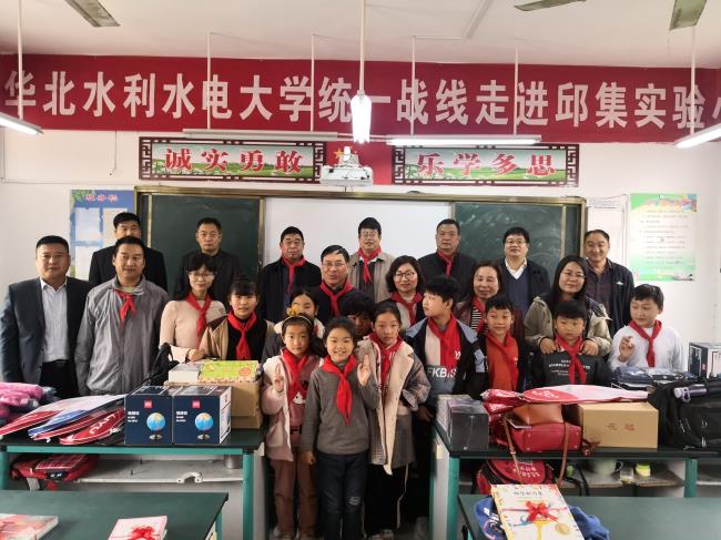 s_8c3195d4d86f484b.jpg s_8c3195d4d86f484b.jpg