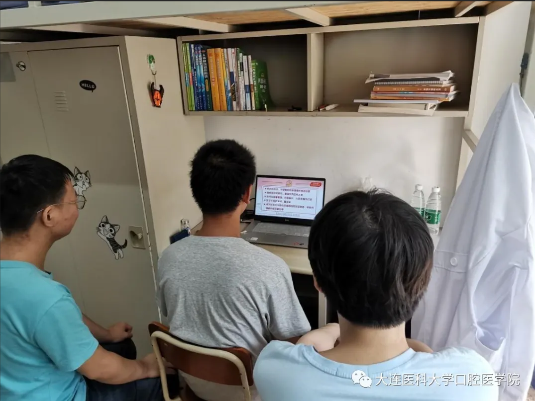 屏幕截图 2020-11-13 000756.png 屏幕截图 2020-11-13 000756.png