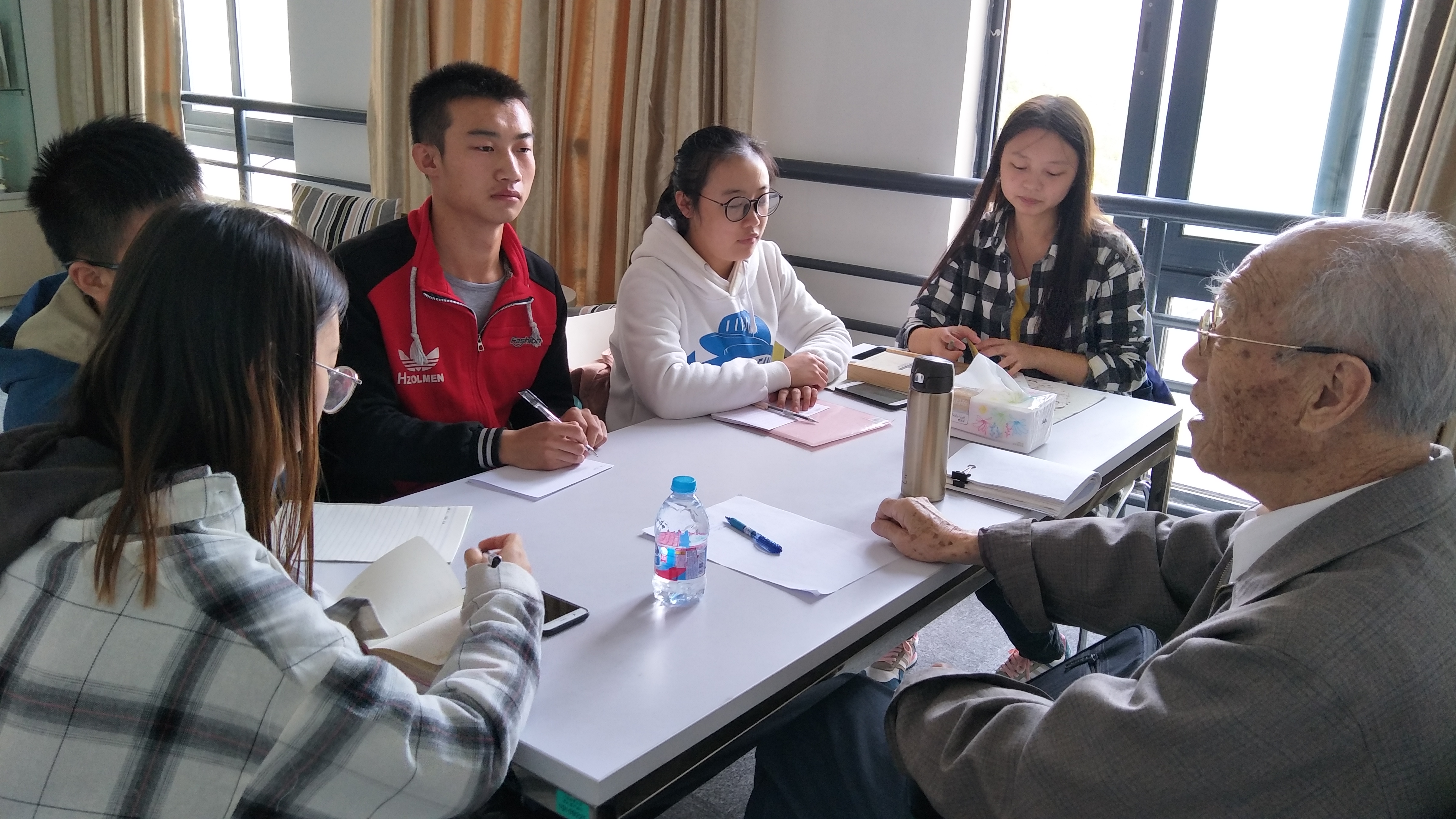 图片2.jpg 图片2.jpg