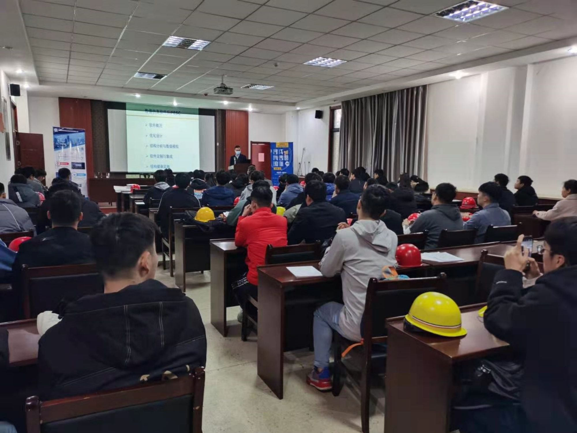 学业教育4.jpg 学业教育4.jpg