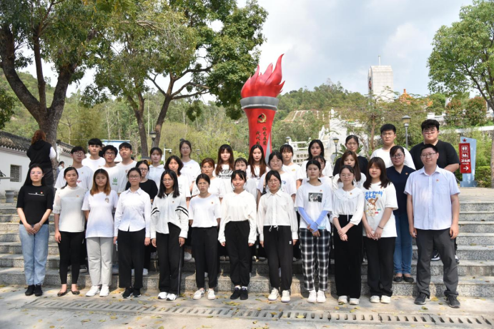 7606bcb743a54d9ab53bc97cbc2f930.png 7606bcb743a54d9ab53bc97cbc2f930.png