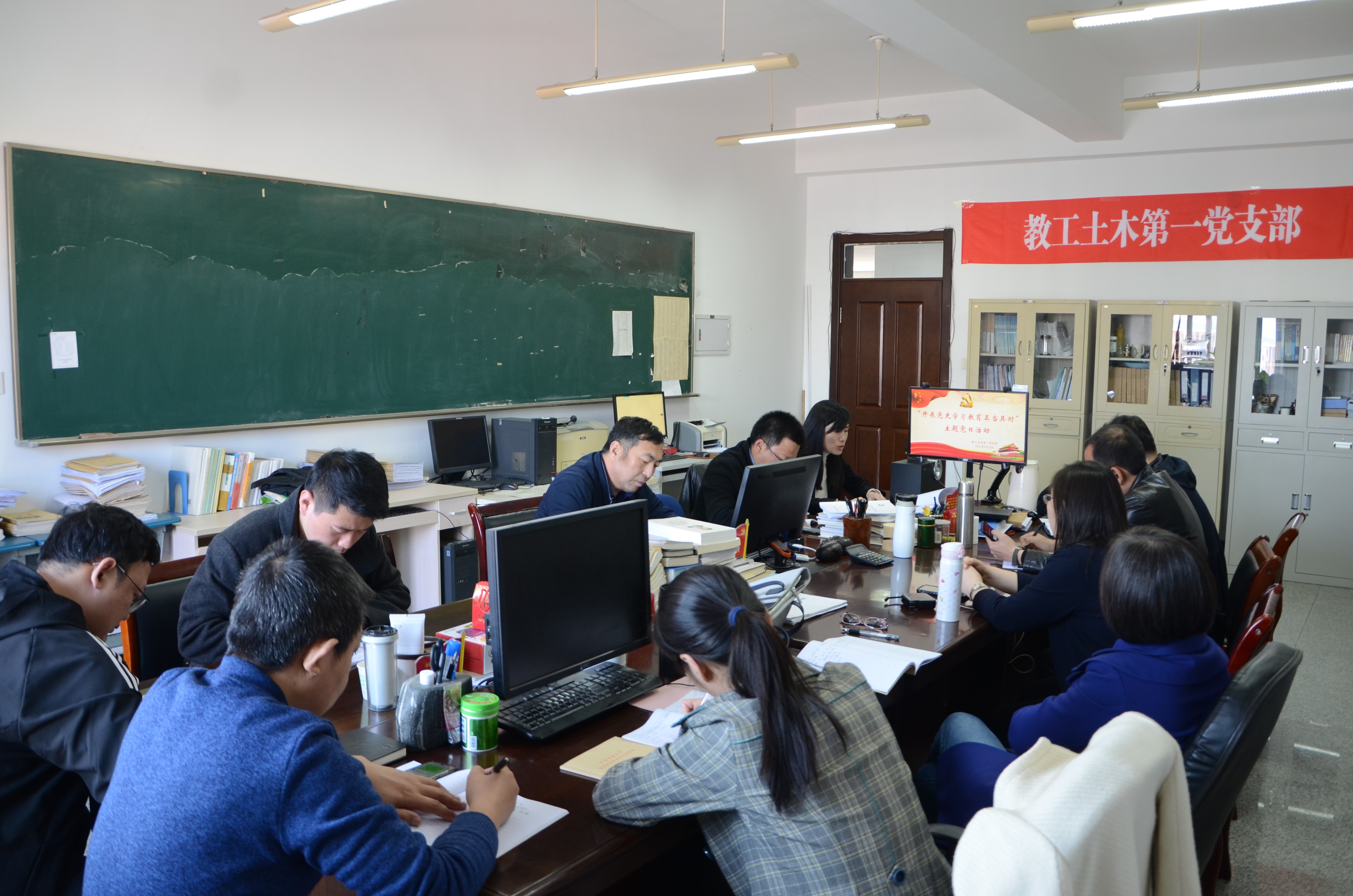 65b4b092a63978a8d45064f31196878.jpg 65b4b092a63978a8d45064f31196878.jpg