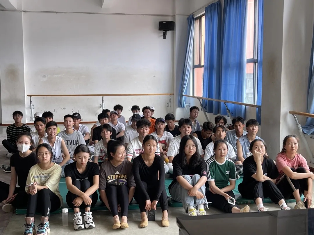 444.webp.jpg 444.webp.jpg