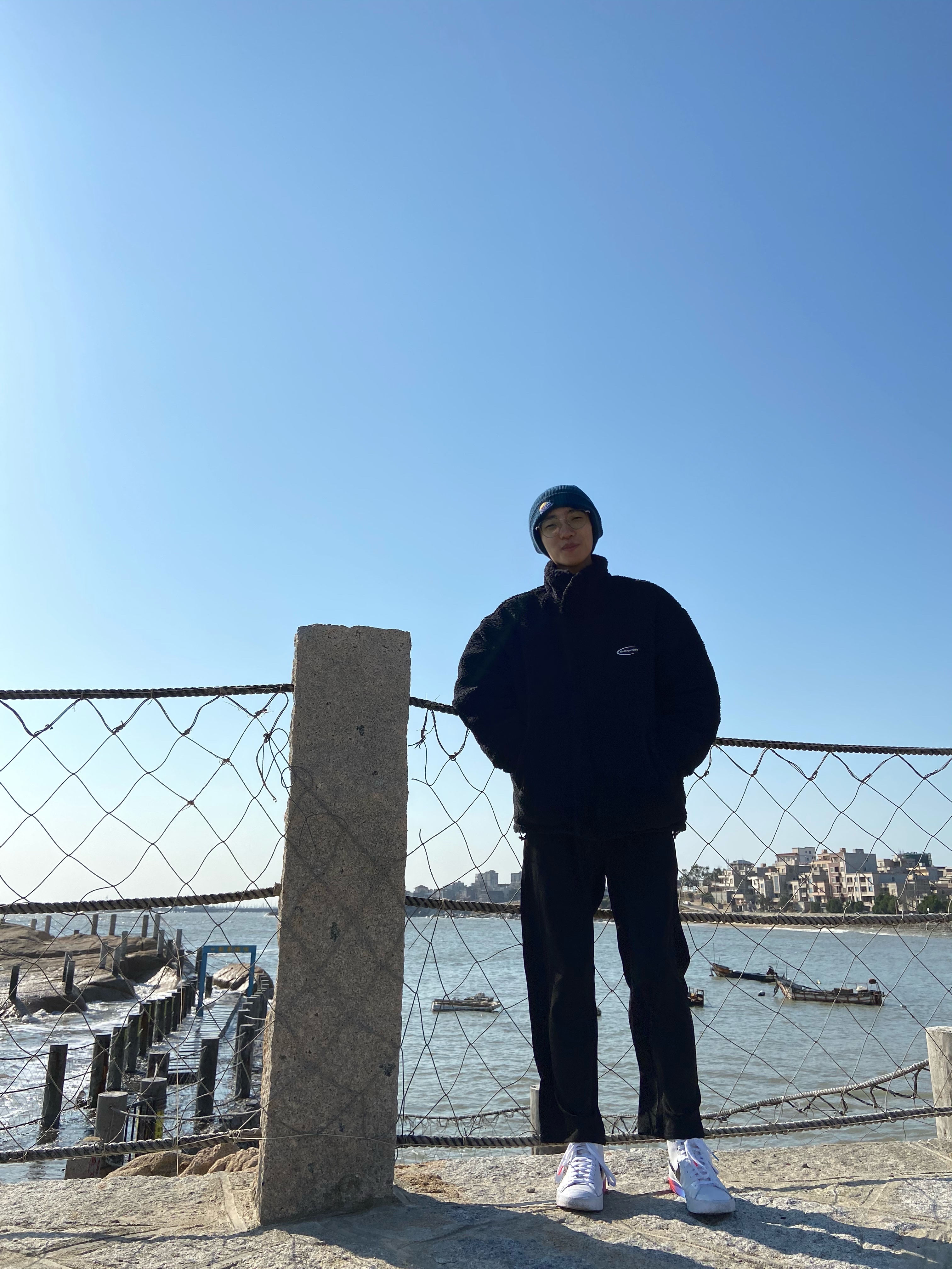 陈权威.jpg 陈权威.jpg