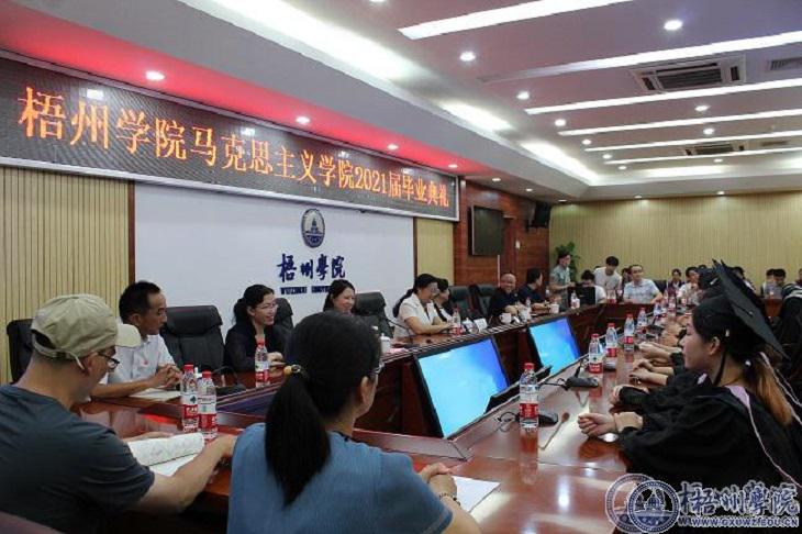 fil888888888888888888888e.png fil888888888888888888888e.png