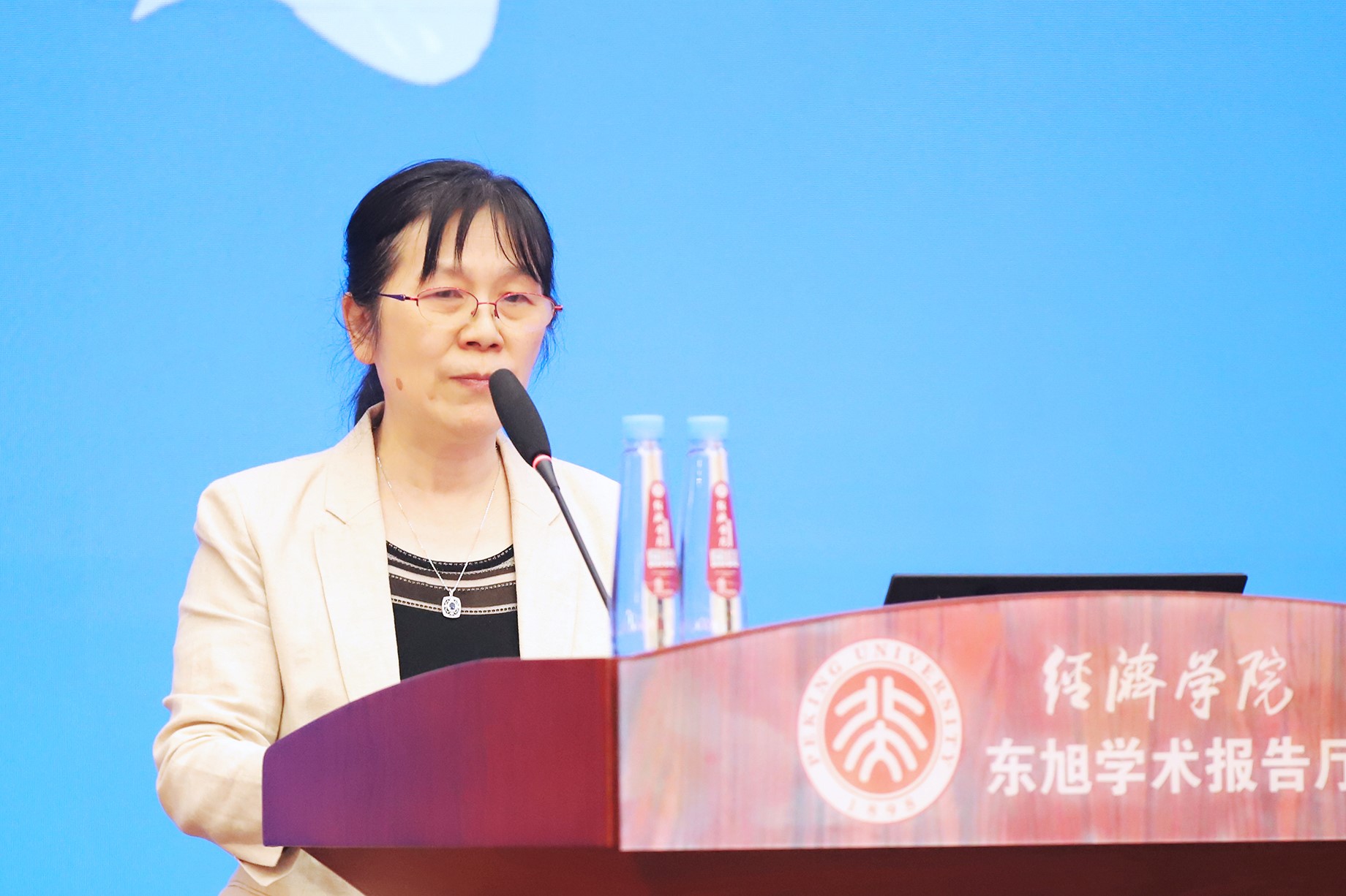 05ecaccc6d474772926acda79ee17438.jpg 于小东宣读倡议书.jpg