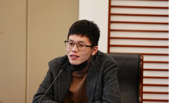 上届优秀学员代表楼俊飞分享创业经验.png 上届优秀学员代表楼俊飞分享创业经验.png