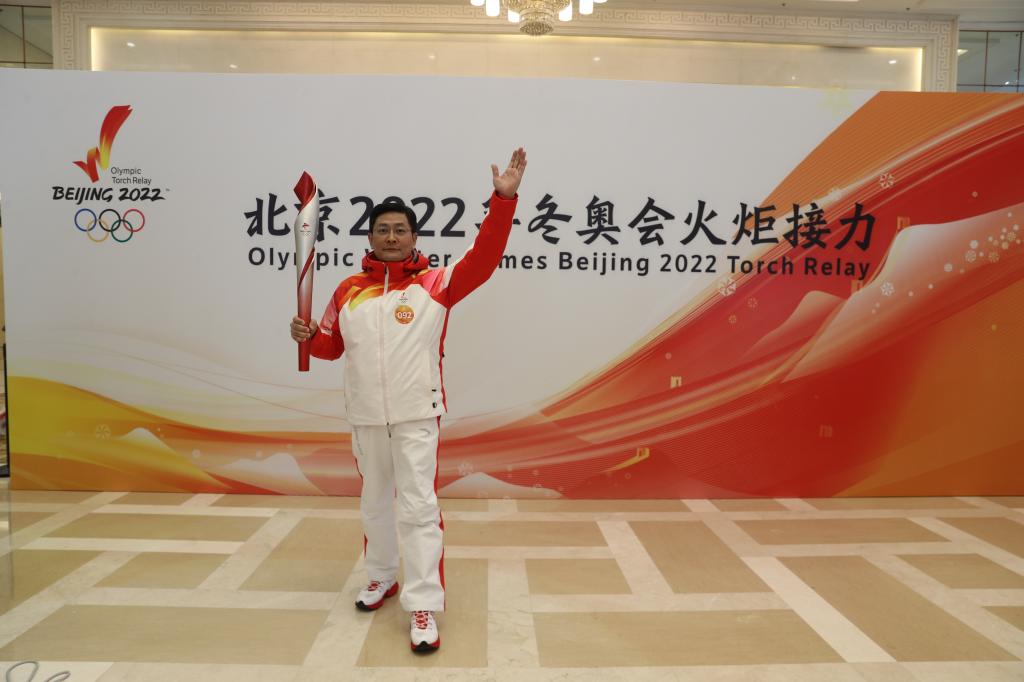 1992级工业与民用建筑专业校友魏世岭参加北京冬奥会火炬传递（二）.jpg