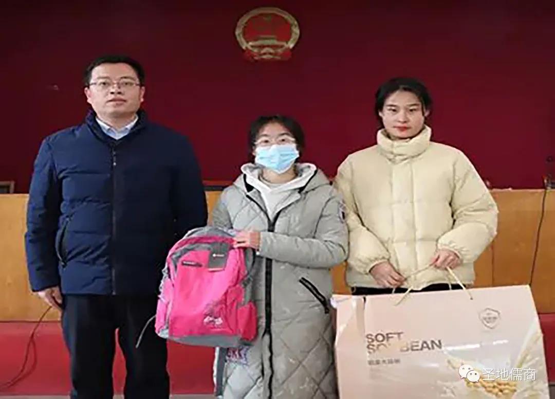 活动照片6.jpg 活动照片6.jpg