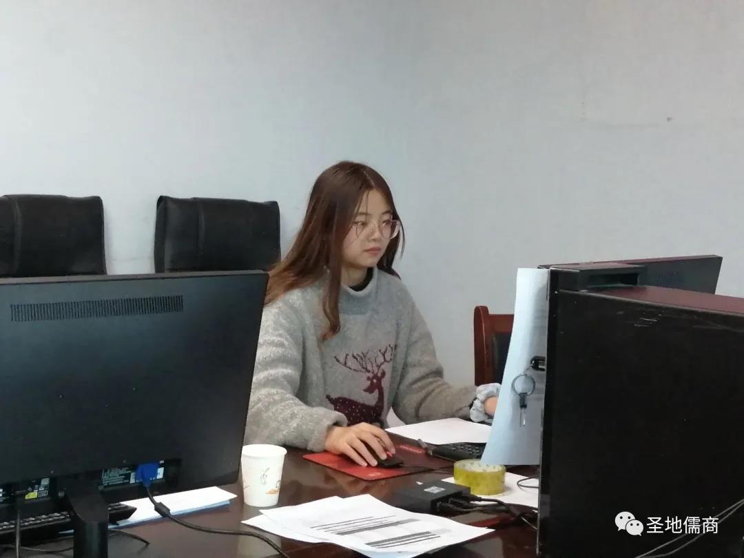 活动照片7.jpg 活动照片7.jpg