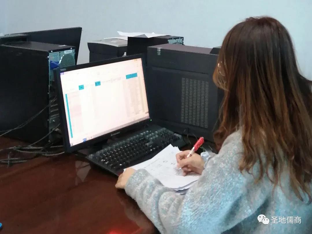 活动照片9.jpg 活动照片9.jpg