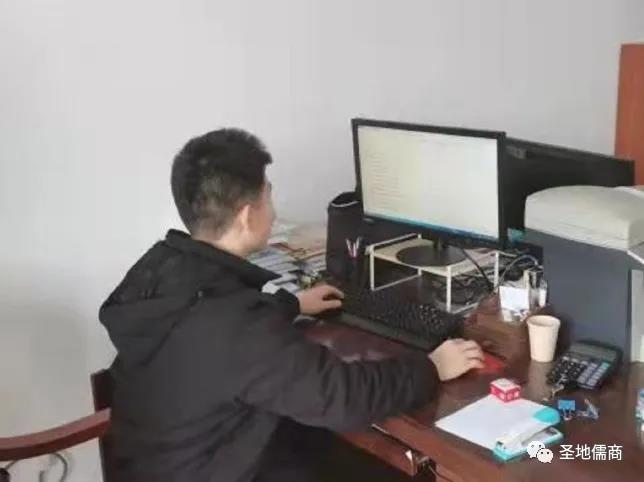 活动照片10.jpg 活动照片10.jpg