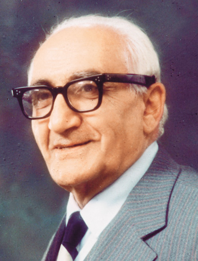 马海德像。新华社发