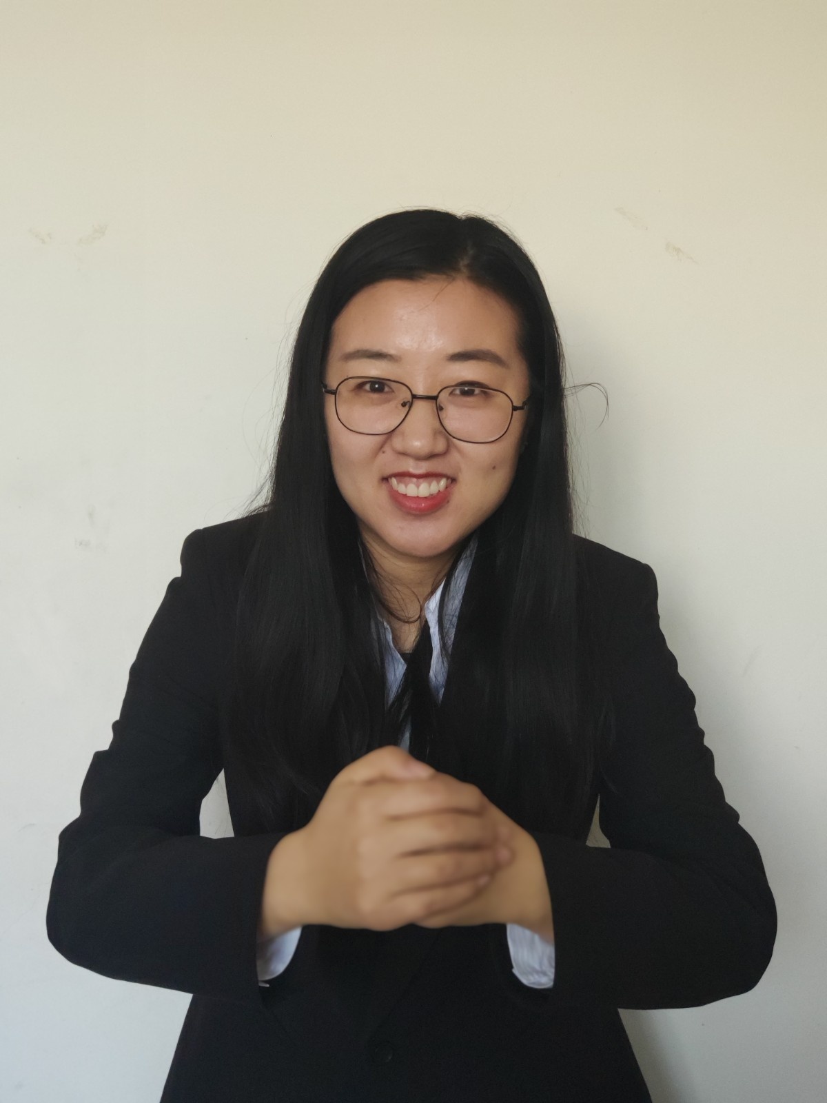 拱手.jpg 拱手.jpg