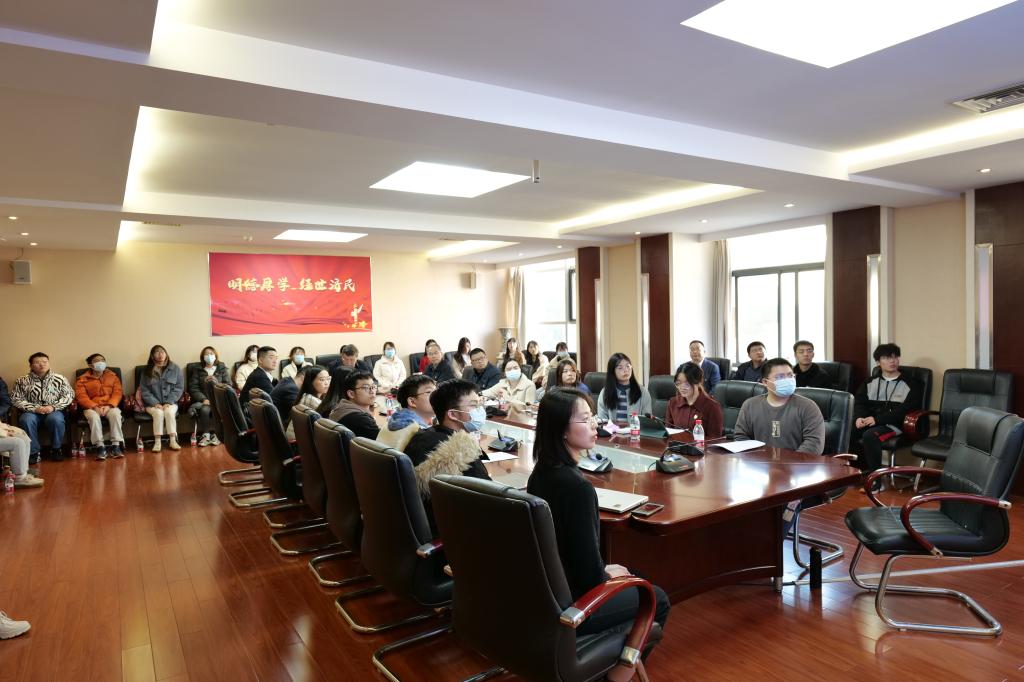 CE75FFCACAE5E90FC5012367E2F_F28333ED_15A9D.jpg
