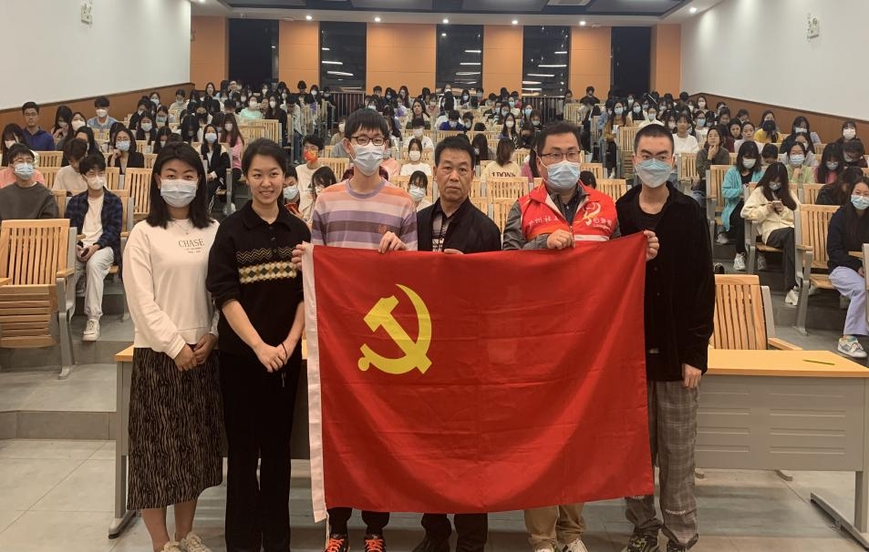 大合照.jpeg 大合照.jpeg