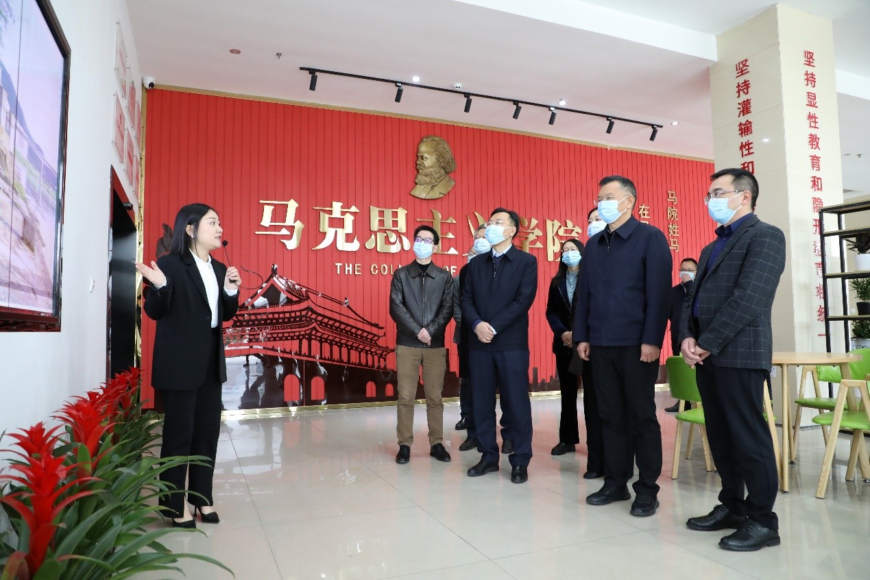 2022.3.9校党委4.jpg 2022.3.9校党委4.jpg