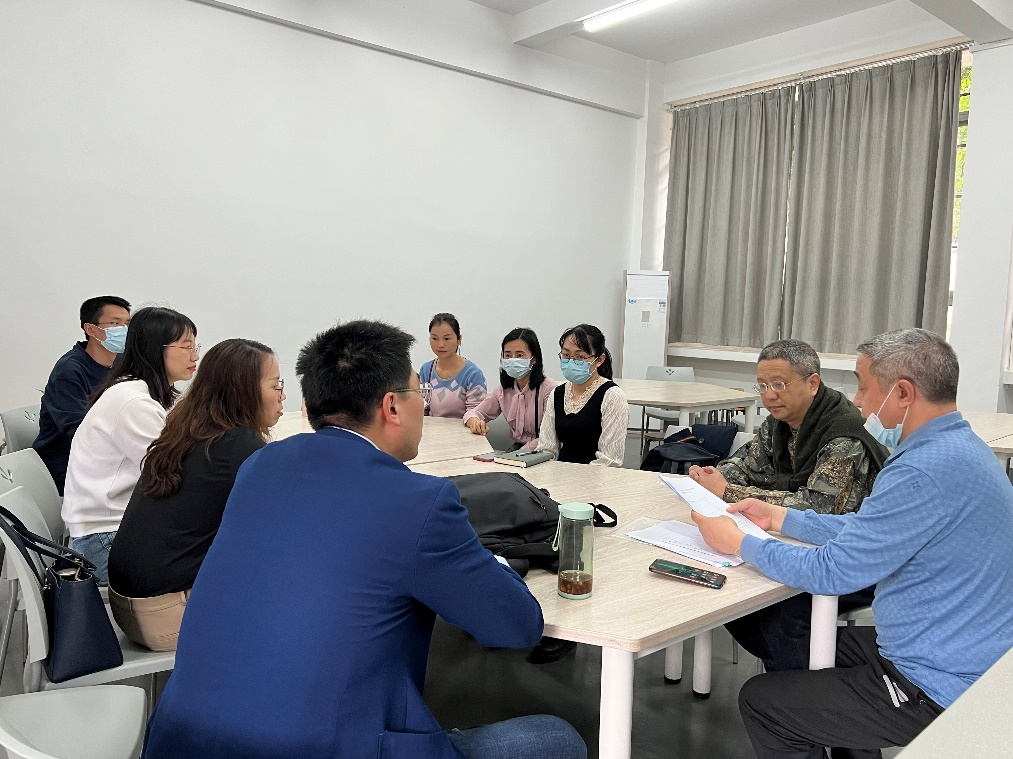 图1：金融评估教师党支部召开换届选举大会.png