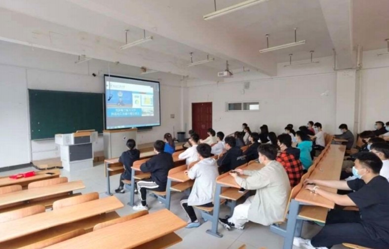 5.29-2.jpg 5.29-2.jpg