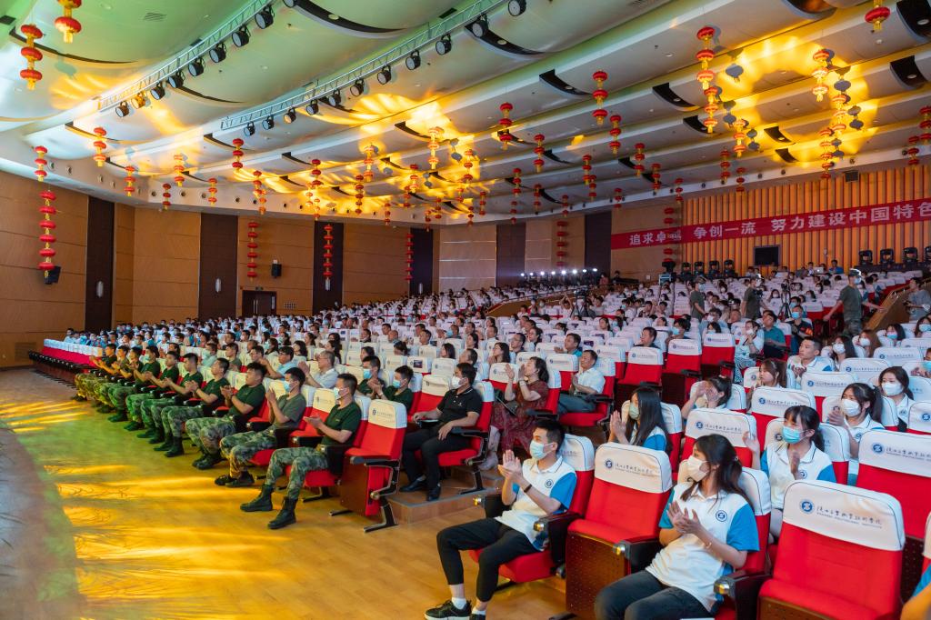 A302912005CD0DCABB5B39B7E14_F2E47693_2468A.jpg A302912005CD0DCABB5B39B7E14_F2E47693_2468A.jpg