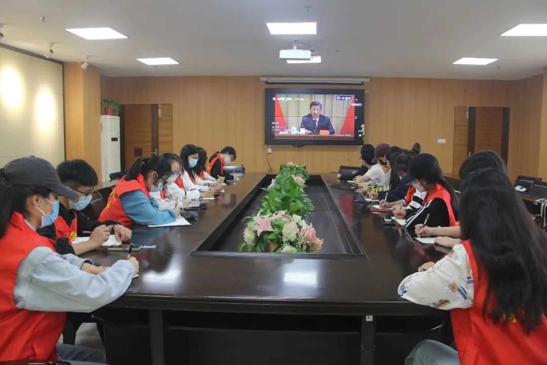 观看学习.jpg 观看学习.jpg