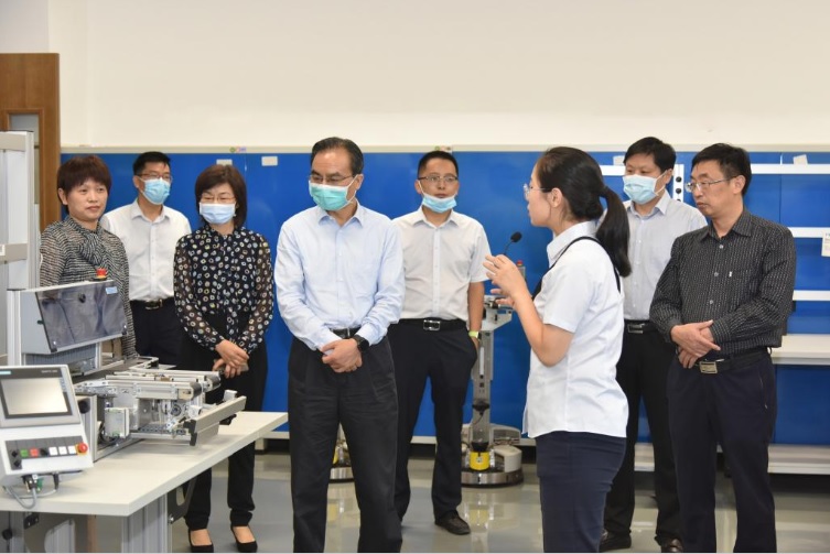 无标题3.jpg 无标题3.jpg