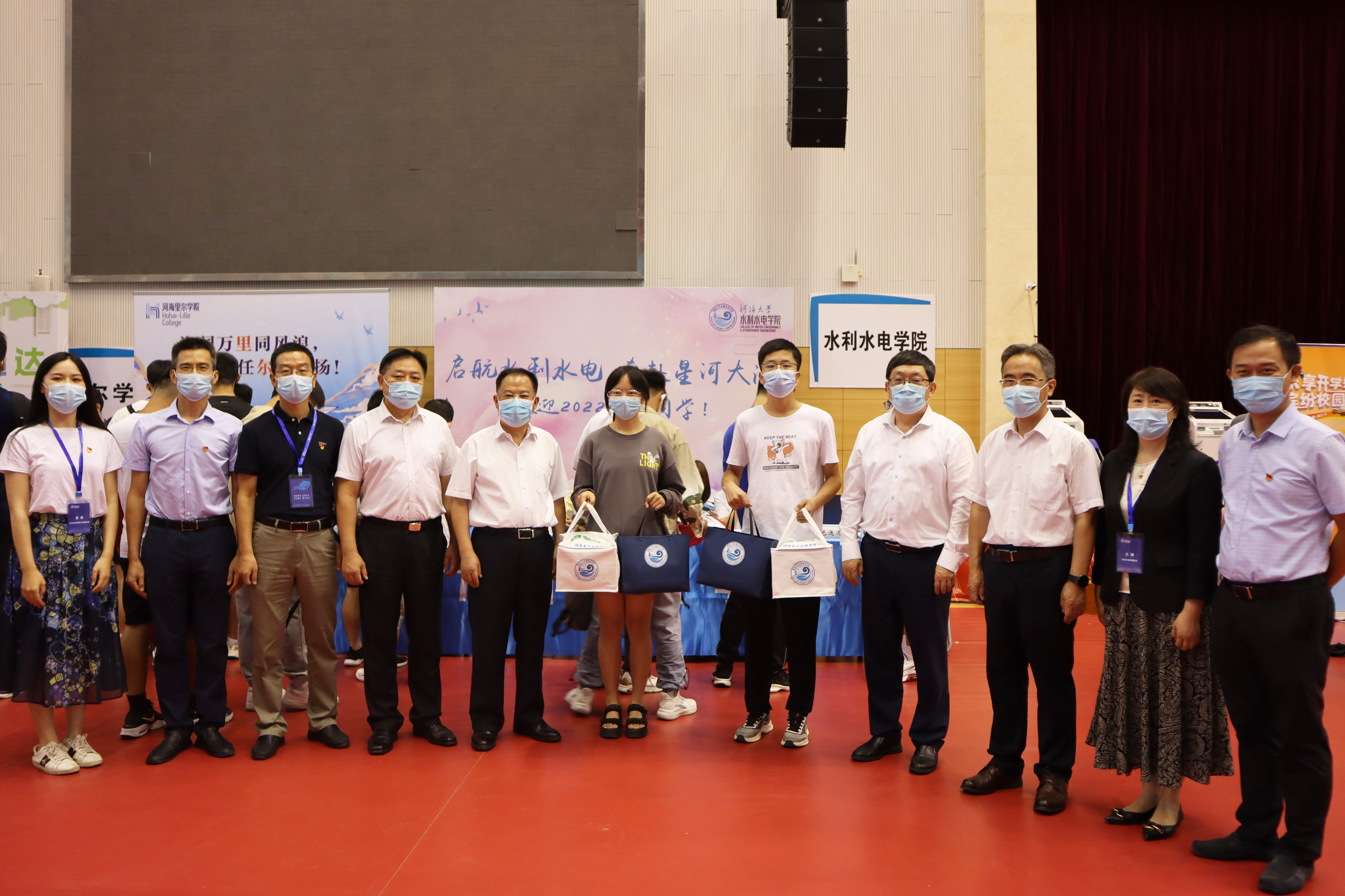 806f4082d504504929691596efc51fc.jpg 806f4082d504504929691596efc51fc.jpg