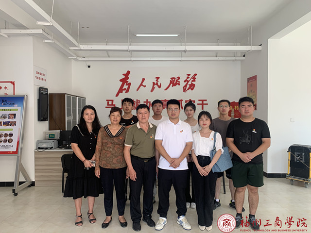 合影留念.jpg