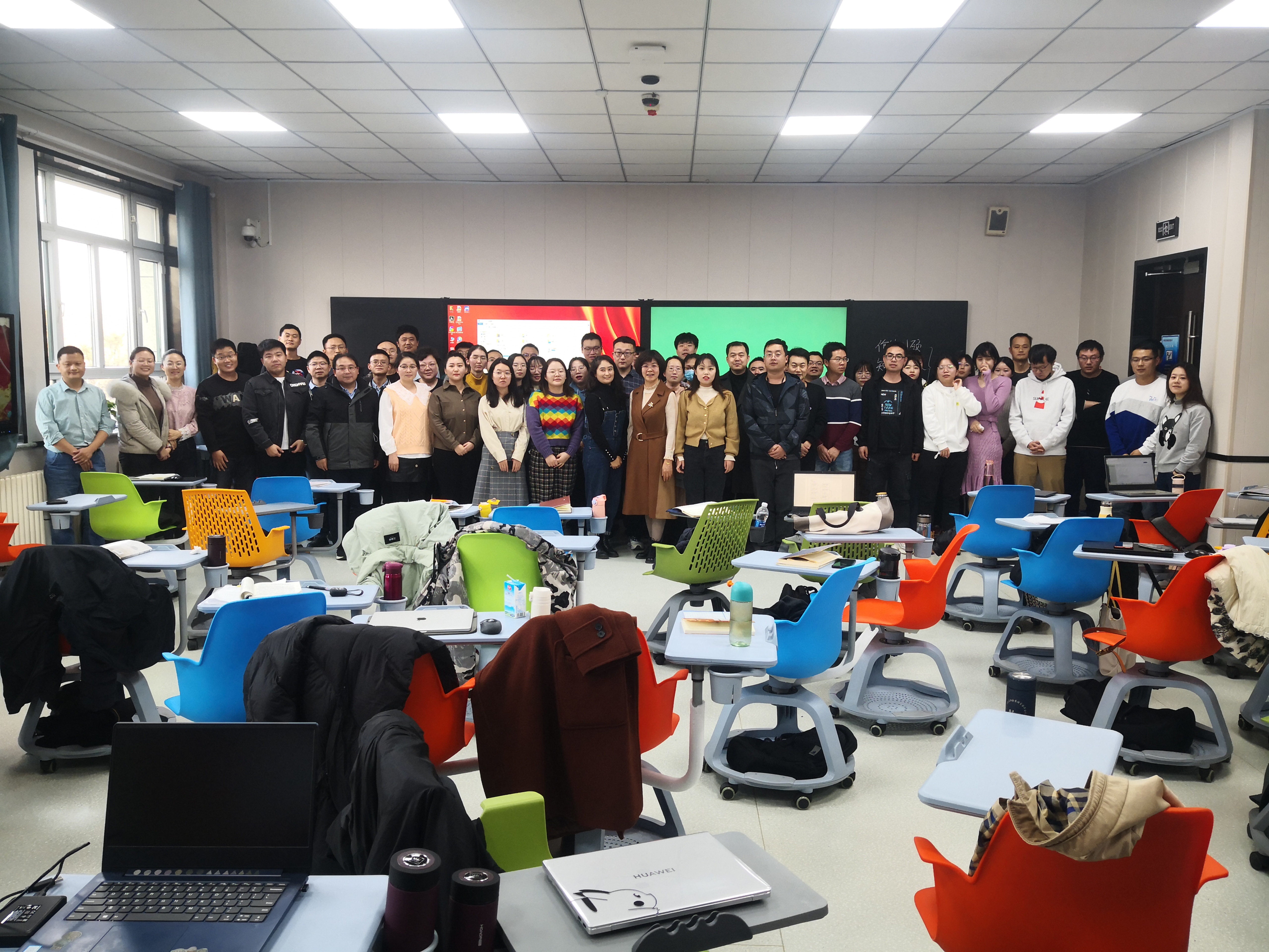 F:123456材料党建工作农学院党建照片农学院党建照片00--2021 石河子大学新入职教师课程思政培训不微信图片_20211108181129.jpg