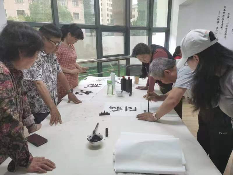 助力社区治理1.jpg
