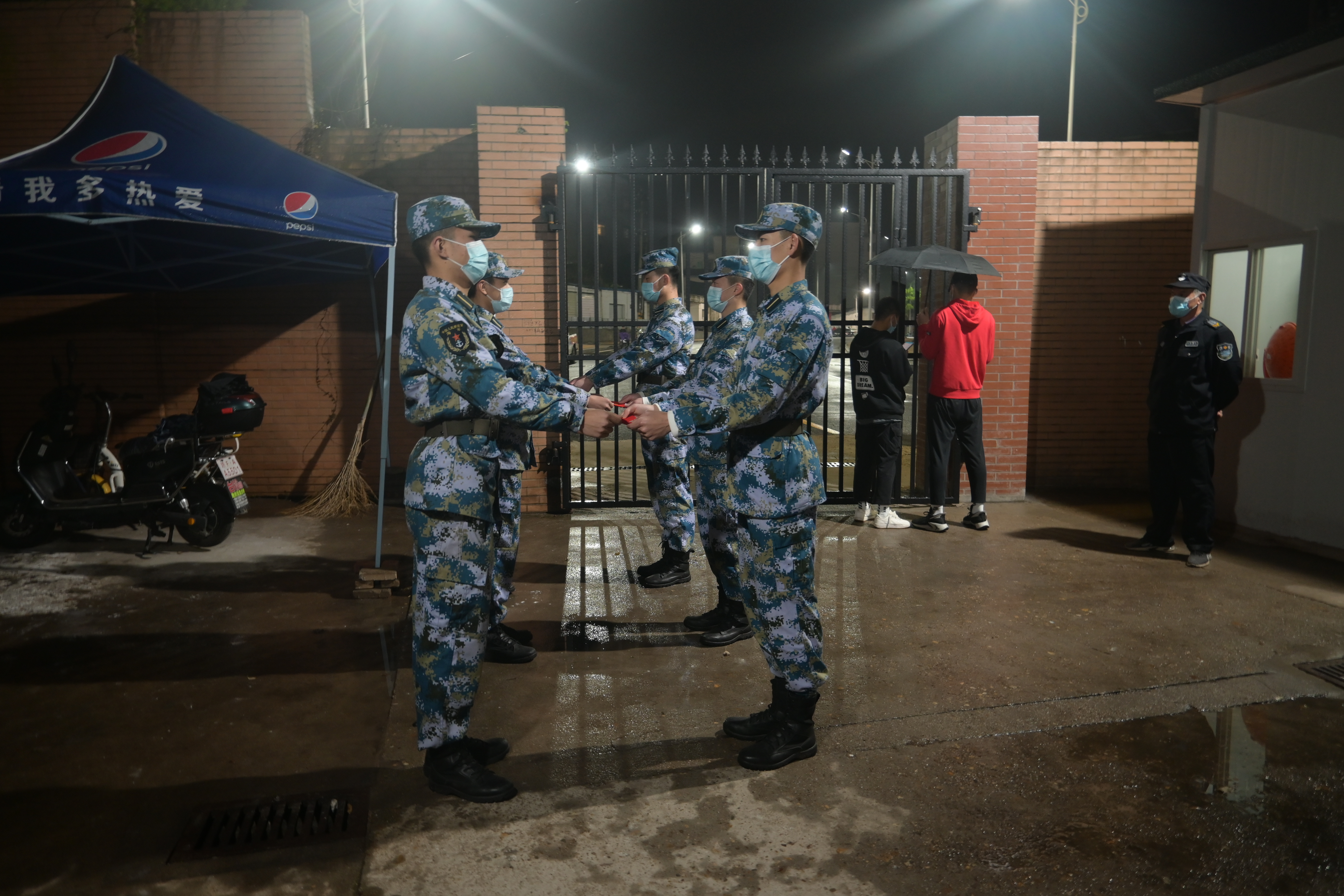 DSC_1176.JPG DSC_1176.JPG