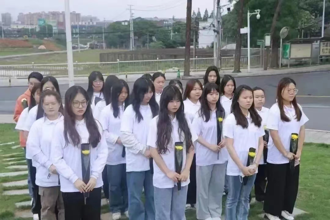 微信图片_20230530231709.jpg 微信图片_20230530231709.jpg