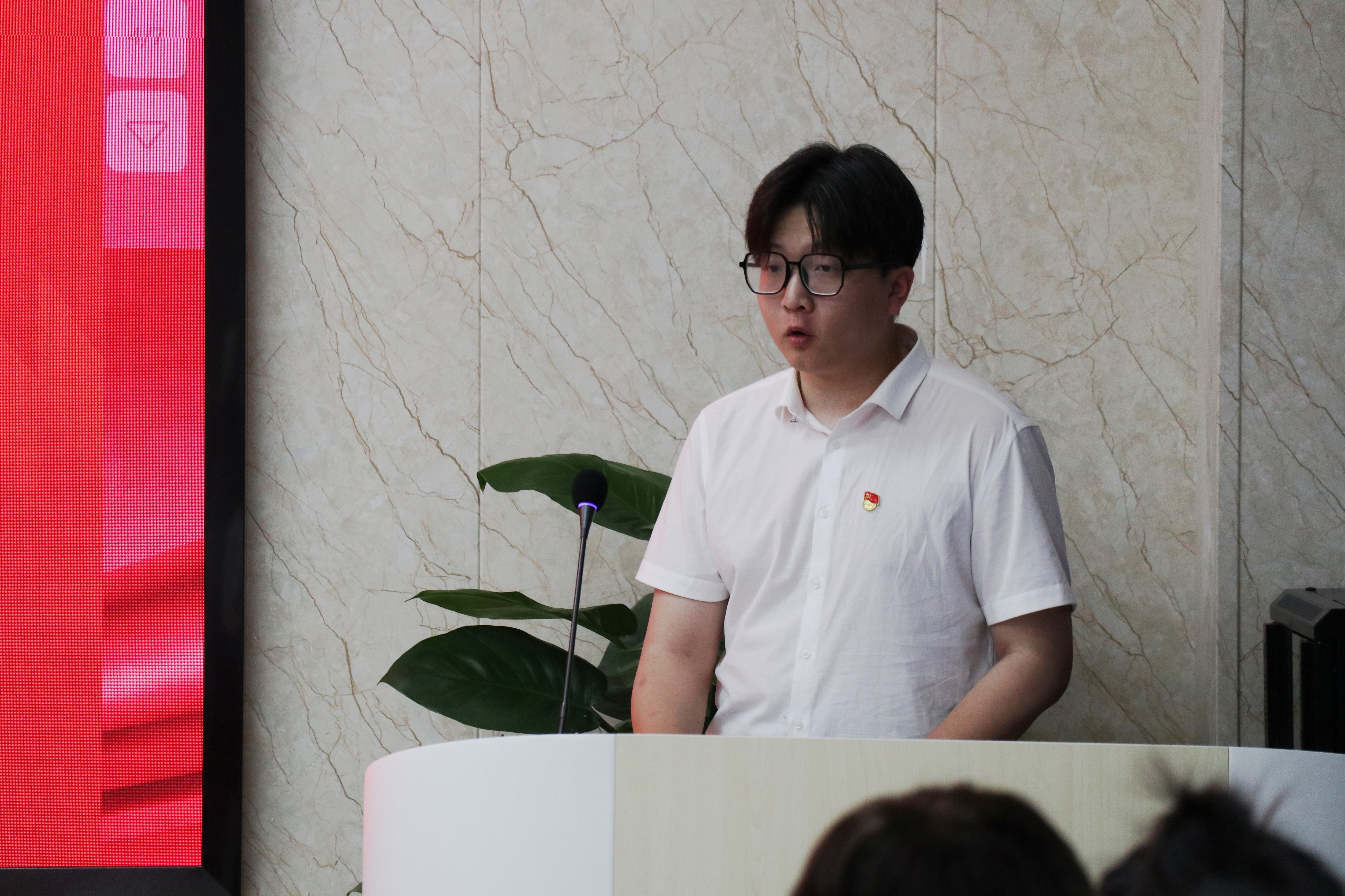 1D0DBAF6952DFEA2BB19542F05B236E4.jpg 1D0DBAF6952DFEA2BB19542F05B236E4.jpg