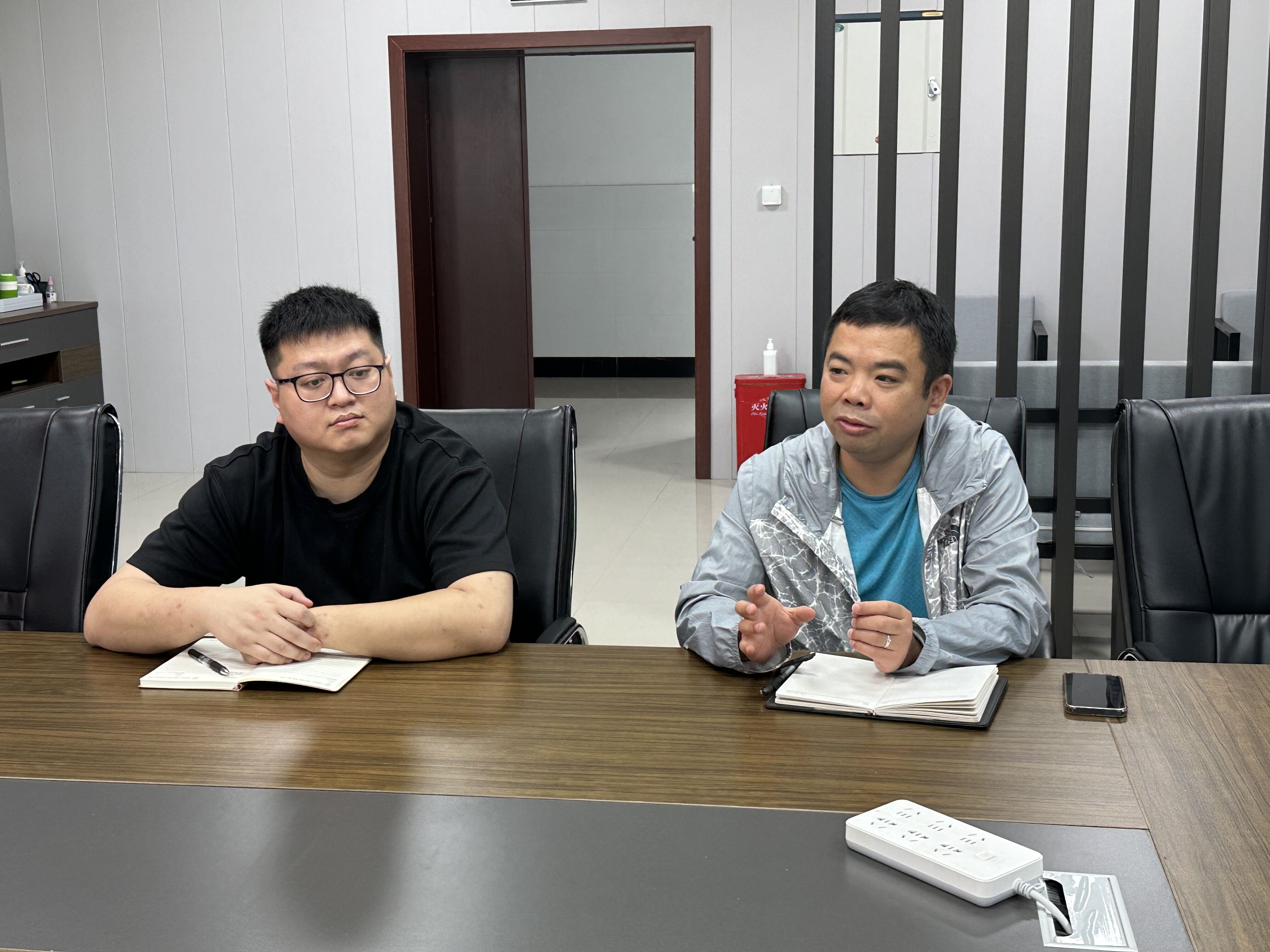 20230602驻村第一书记行前座谈会2.jpg 20230602驻村第一书记行前座谈会2.jpg