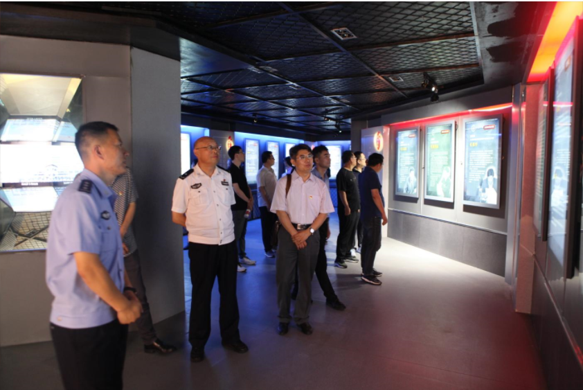 图片2.png 图片2.png