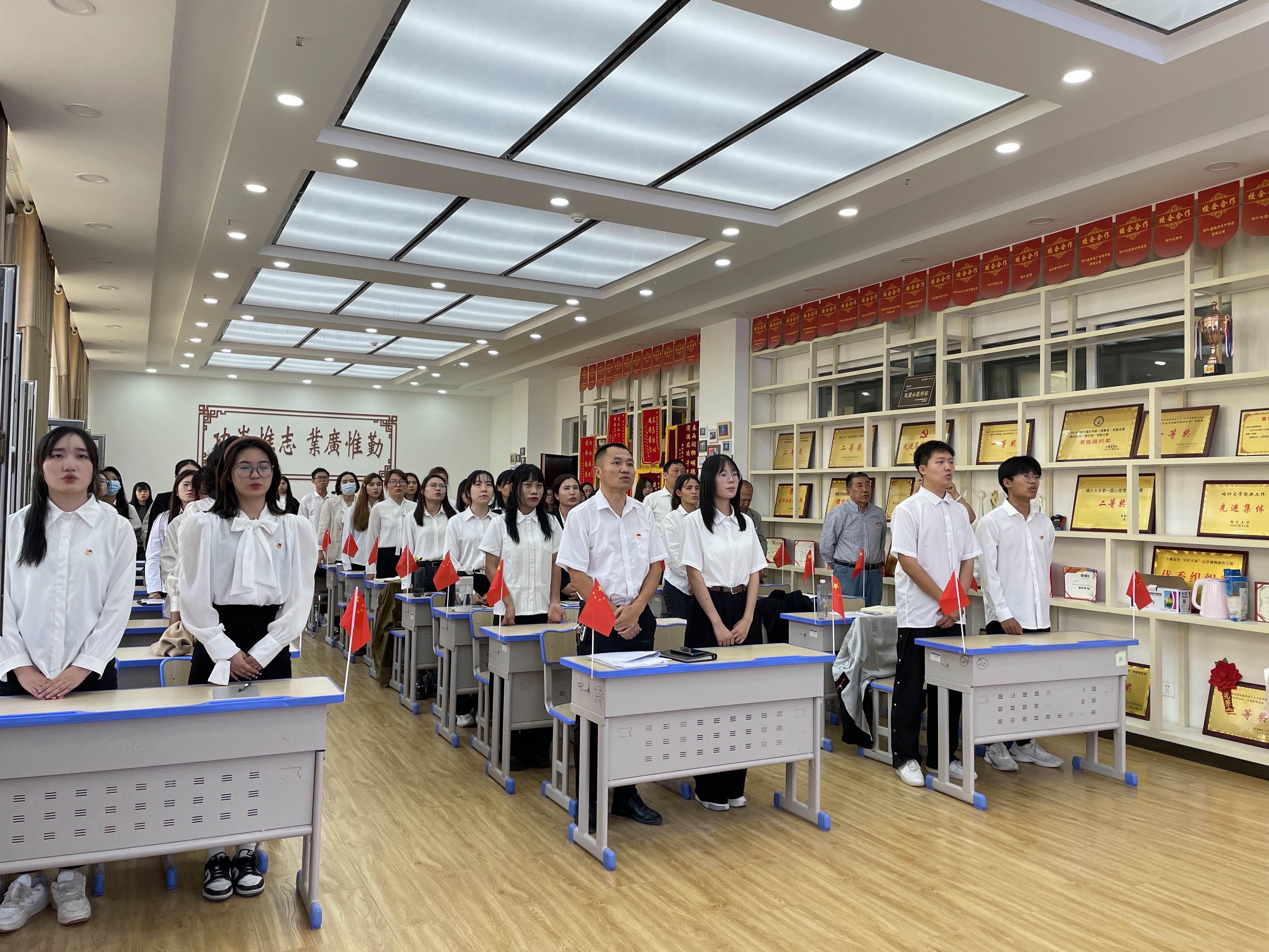 image4.jpeg image4.jpeg