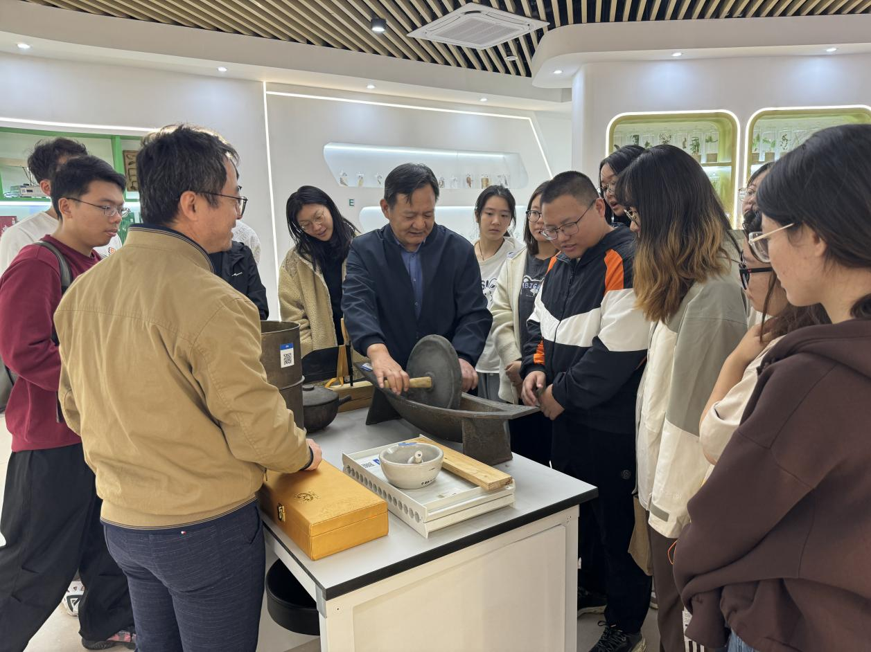 1698370363148009763.png 1698370363148009763.png