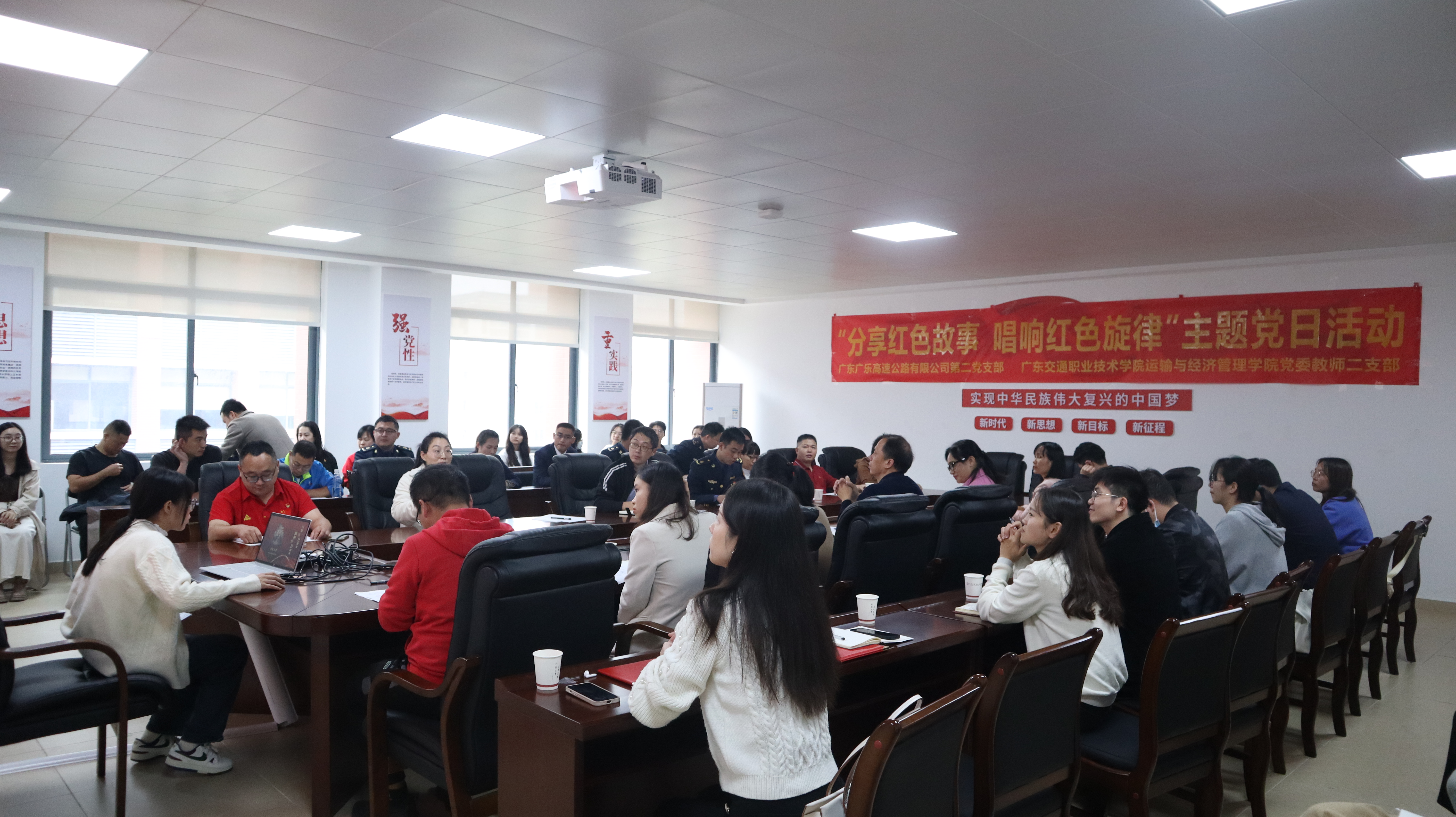 IMG_0930.JPG IMG_0930.JPG