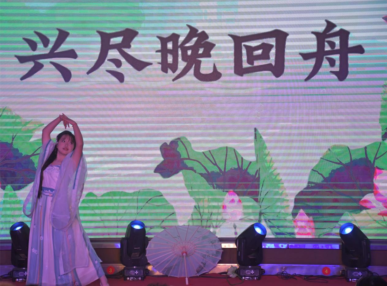 元旦6.jpg 元旦6.jpg